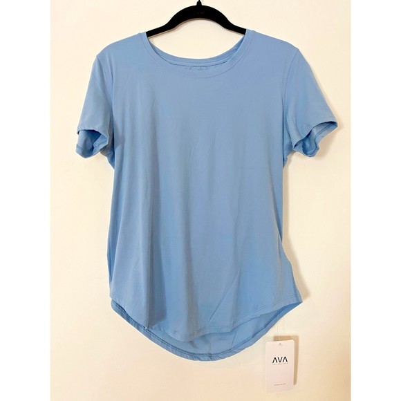 NWT AVA Los Angeles Women's Light Blue Curved Hem Activewear Top Size M - Picture 1 of 5